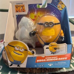 Mega Minion Dave Toy